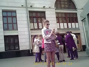 Chồng theo dõi vợ vớ ...