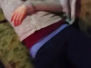 Mẹ không che xx muốn ...