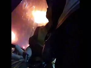 Bà nội trợ xx đit nh ...